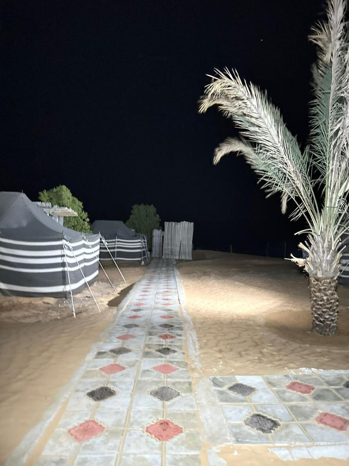Wahiba Bedouin Rustic Camp Hotell Badīyah Eksteriør bilde