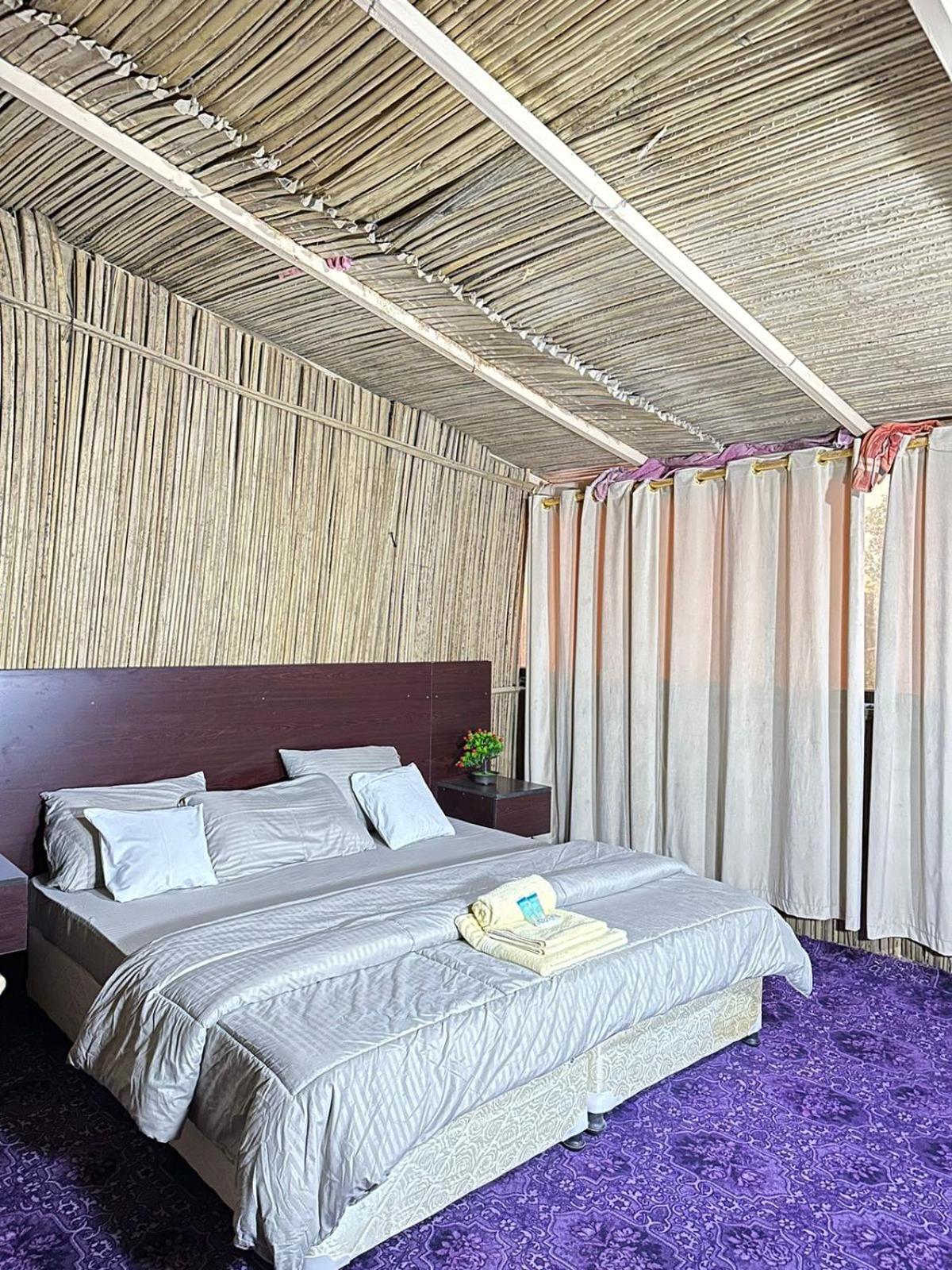 Wahiba Bedouin Rustic Camp Hotell Badīyah Eksteriør bilde